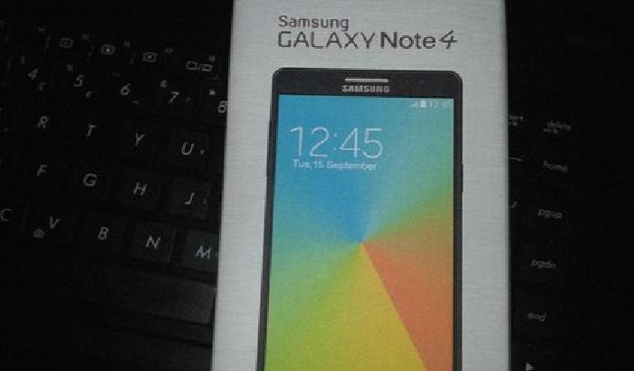 00026C-la-custodia-del-samsung-galaxy-note-4 La custodia del Samsung Galaxy Note 4