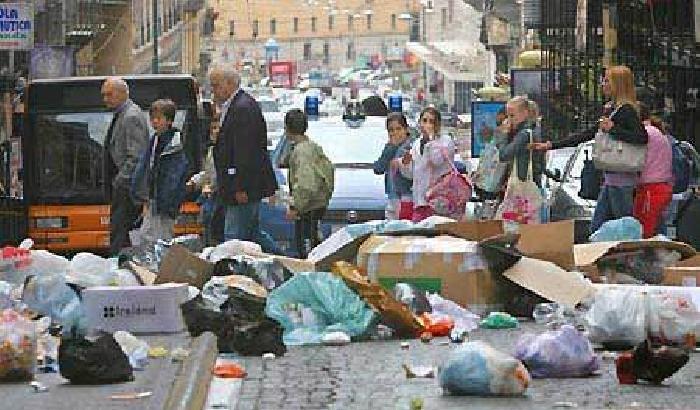 Napoli più pulita, ma dietro l'angolo c'è la catastrofe