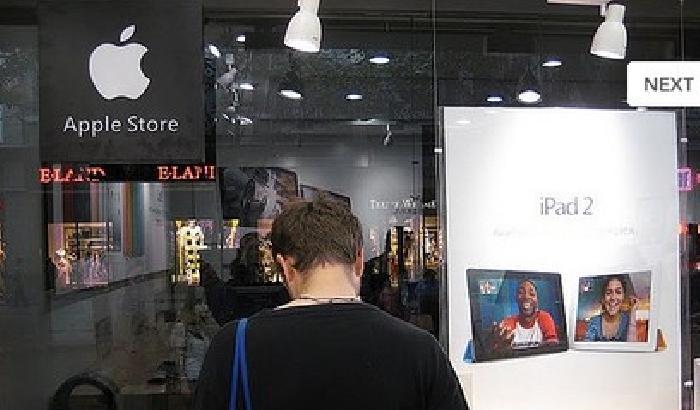 00059B-NEWS_2690 Boom di falsi Apple Store in Cina