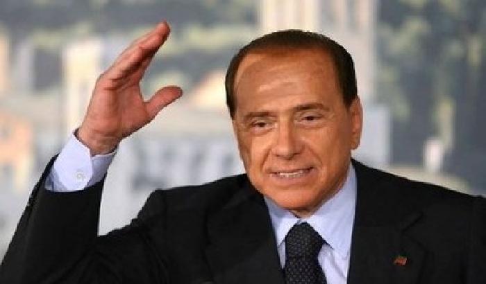 Berlusconi alla Camera: l'Italia è solida