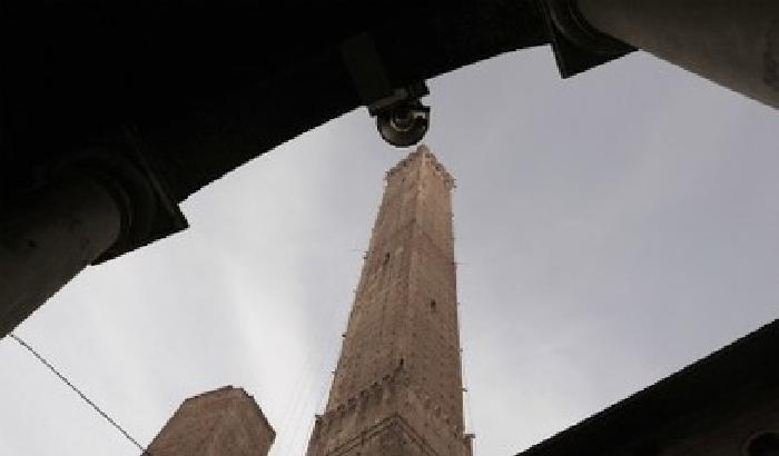 000648-NEWS_3055 Due Torri connection Bologna, il Sud America e San Marino