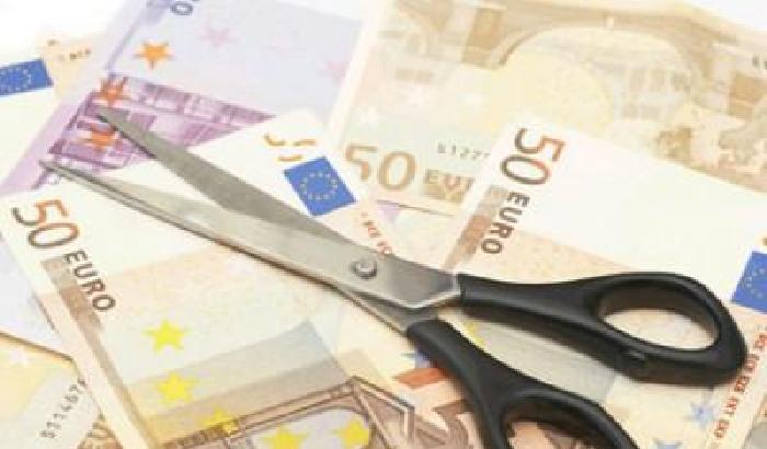 Berlusconi, la manovra e il gioco delle tre carte