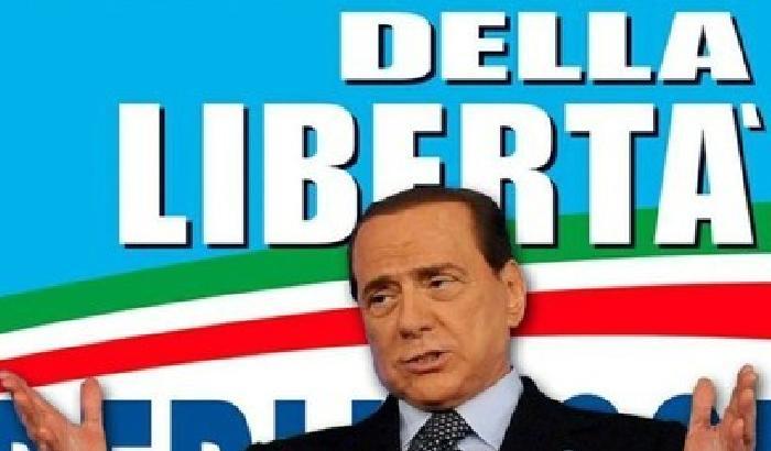 0009B2-NEWS_4868 Berlusconi: Pdl non tira. Cambiamogli nome