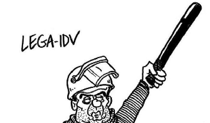 Vauro: l'asse Maroni-Di Pietro