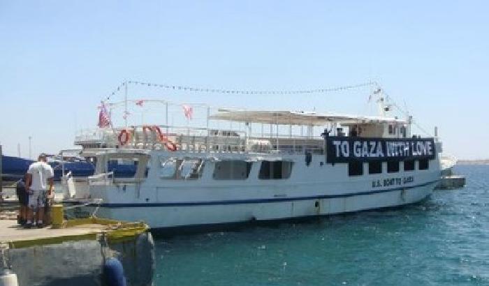 Navi turche dirette a Gaza. Israele mostra i muscoli
