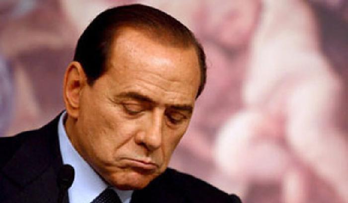 000BEC-NEWS_6011 Berlusconi ammette: forse me ne vado