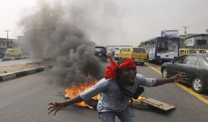 Benzina alle stelle, rivolta popolare in Nigeria