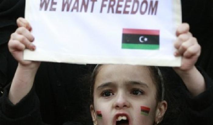 Libertà per i popoli arabi: Vauro firma l'appello
