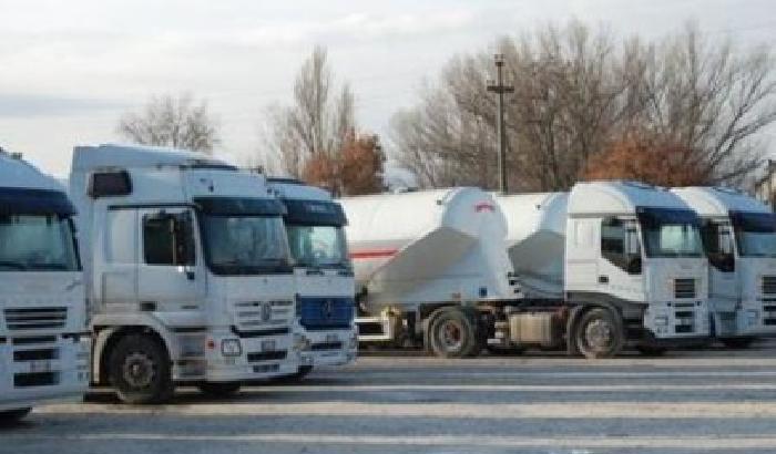 Sciopero degli autotrasportatori: Sicilia bloccata