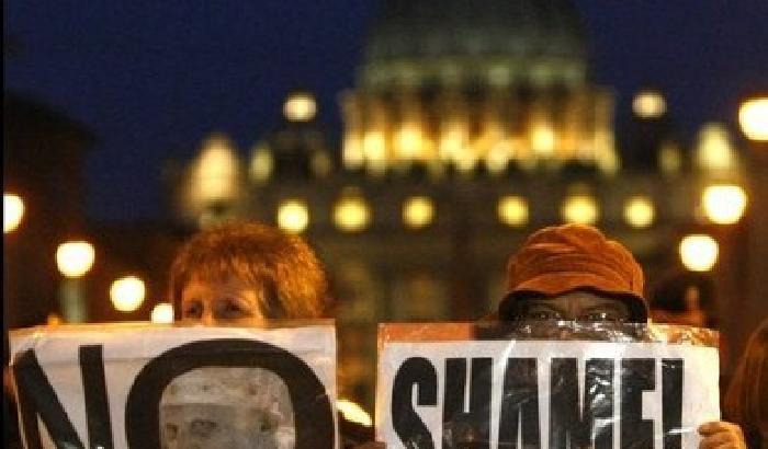 001D34-NEWS_14161 Pedofilia e Chiesa: 100 mila abusi solo negli Usa