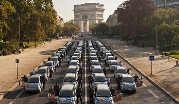 A Parigi è rivoluzione elettrica con Autolib