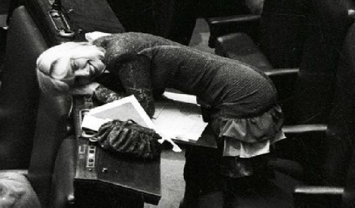 0026DC-NEWS_20036 Cicciolina scende in campo per le politiche del 2013