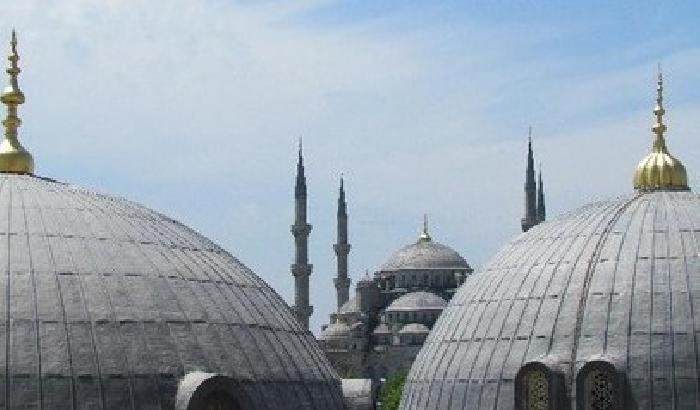 La Turchia apre ai diritti delle minoranze religiose