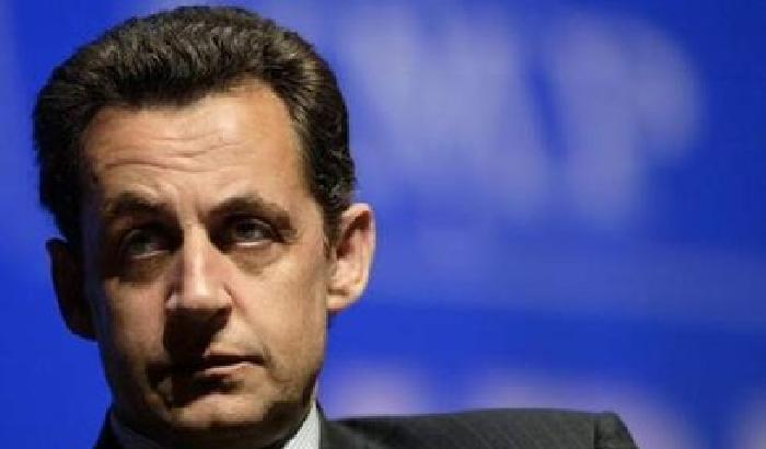 La Francia d'oltremare affonda Nicolas Sarkozy