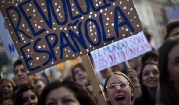 A Madrid tornano in piazza gli indignados