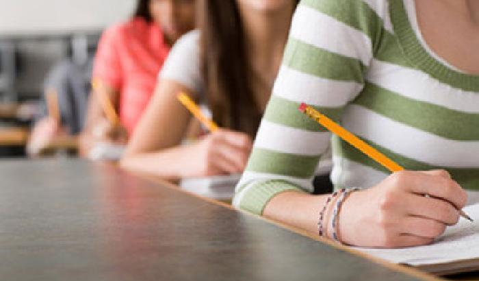 003FB9-NEWS_32172 Rivolta degli studenti contro i test Invalsi