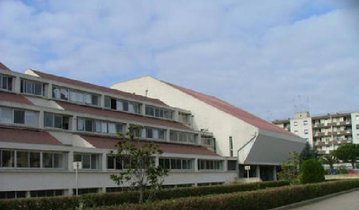 Panico nelle scuole. I ragazzi sono fuggiti