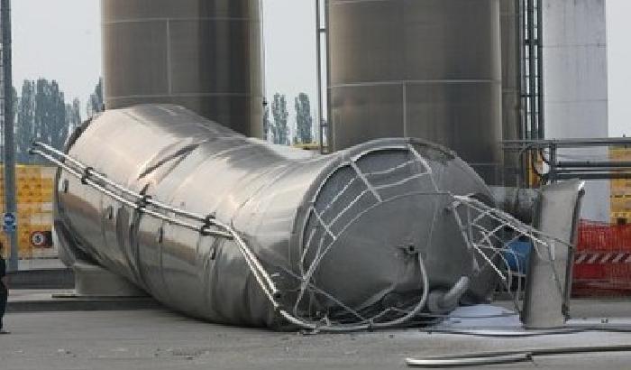 Le vittime salgono a sei: scossa come L'Aquila