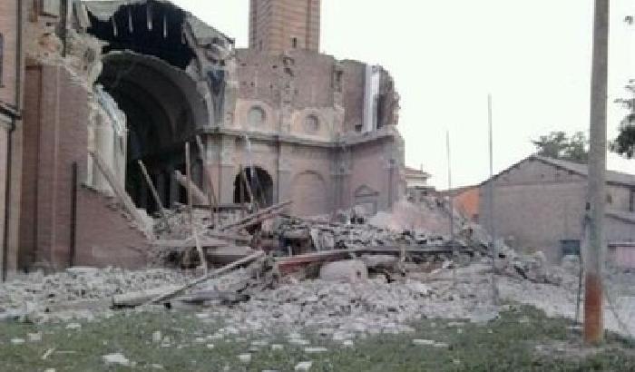 Forse altre scosse. Scuole chiuse da domani