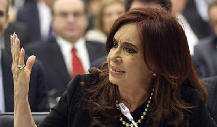 La Kirchner attacca gli italiani: "Popolo geneticamente mafioso"