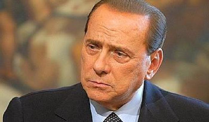 Berlusconi: spendo troppo devo risparmiare