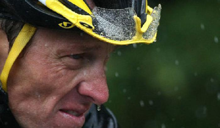 Doping, Armstrong risponde: non ci sono prove