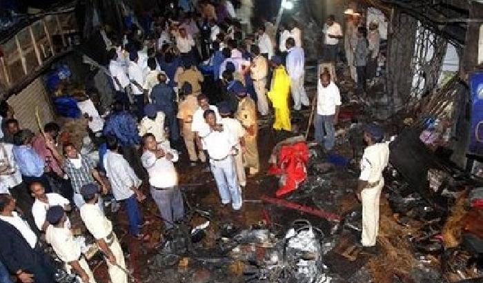 Attentato in Pakistan, 5 morti