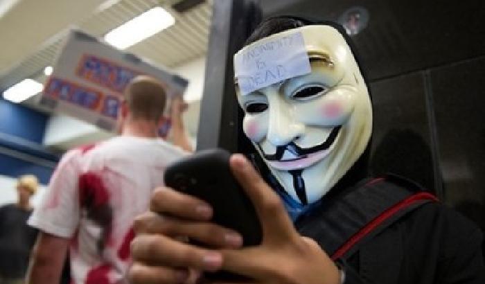 Anonymous contro il governo del Giappone