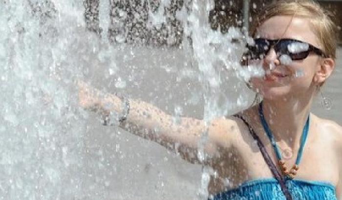 00699C-NEWS_49476 Che caldo che fa? Bollino rosso in 15 città