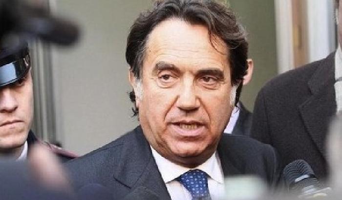 006C84-NEWS_51253 G8, Manganelli: è l'ora delle scuse