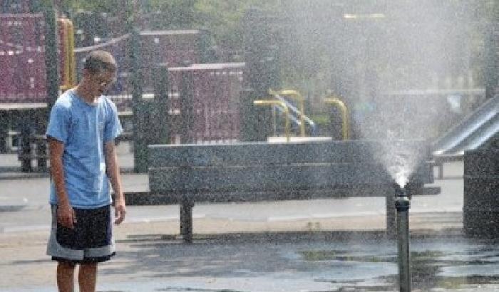 006CE8-NEWS_51461 Il Grande Sudore colpisce gli Stati Uniti, 30 le vittime