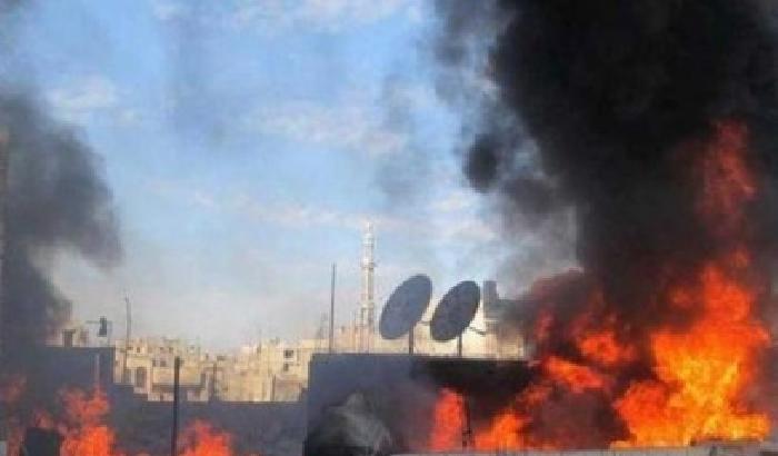 0075D7-NEWS_54554 Siria: combattimenti vicino Aleppo, sul confine con la Turchia