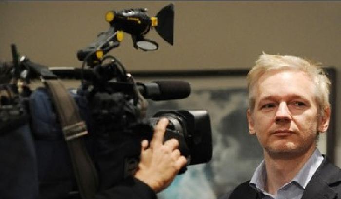Il Nyt sta con Assange. Ma era un fake