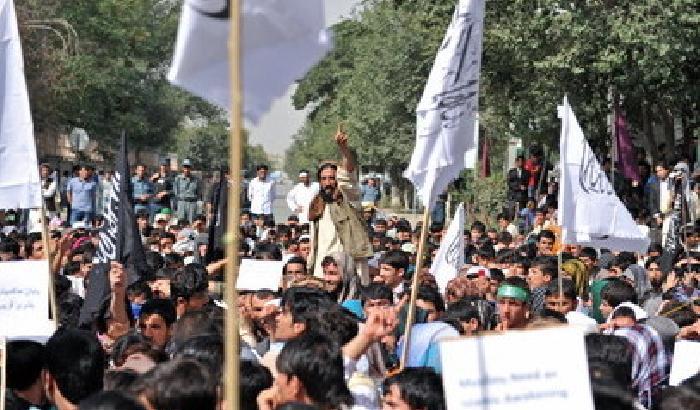 008265-NEWS_61567 Scontri alla base Usa di Kabul per il film su Maometto: 40 feriti