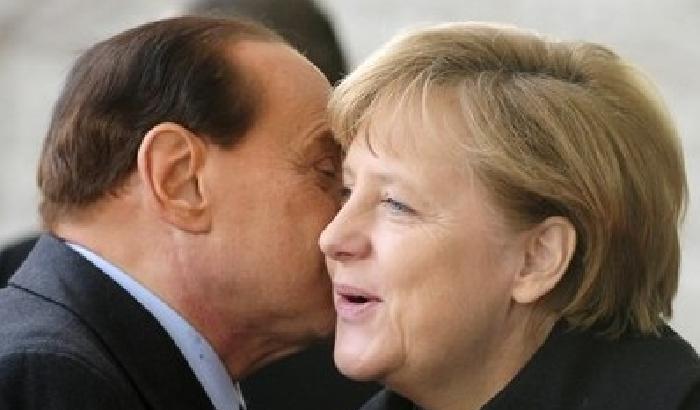 00826E-NEWS_61586 Merkel e il ritorno di Berlusconi: preoccupata? Sono democratica