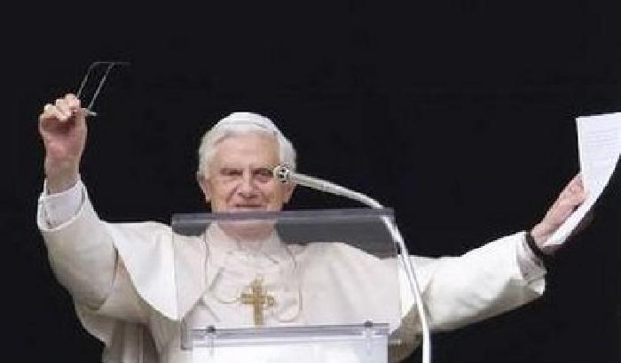 Il Papa a sorpresa: la Chiesa deve rinnovarsi