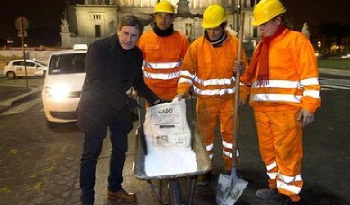 0089FE-NEWS_65636 Neve a Roma, lo scandalo del sale nocivo