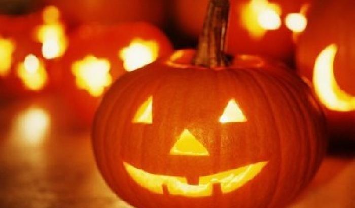 Halloween, 100 citazioni dai film di paura (video)