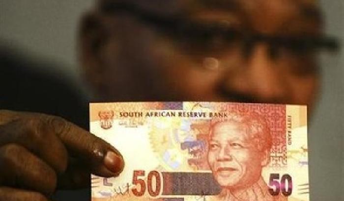 Sudafrica: il volto di Mandela sulle nuove banconote