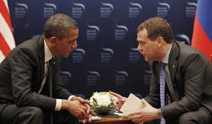 Medvedev: meno male che non ha vinto Romney