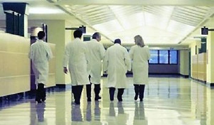 Sanità, operazione "Camici sporchi": 9 medici arrestati