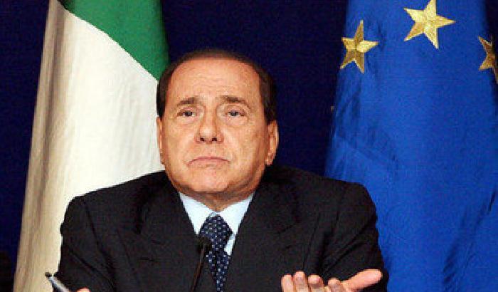 0090F7-NEWS_69383 Silvio contro l'Europa: reazioni offensive