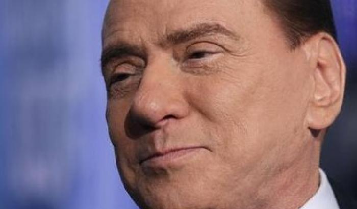 Berlusconi al Tg3 tra Irpef, Mussolini e Balotelli