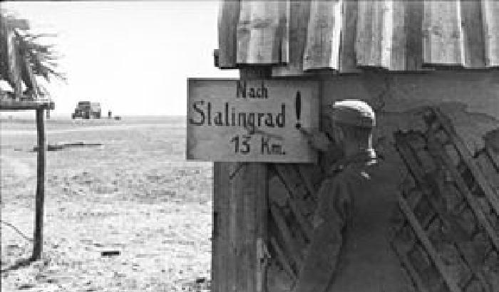 Russia: Volgograd torna Stalingrado per un giorno