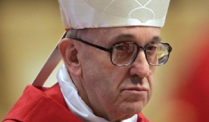 00A163-NEWS_78727 I gay del Cile contro Papa Bergoglio: ci nega i diritti