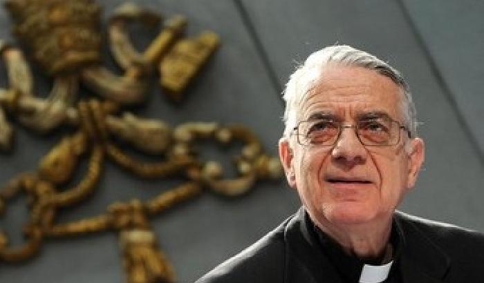 Padre Lombardi: gli anticlericali contro Bergoglio