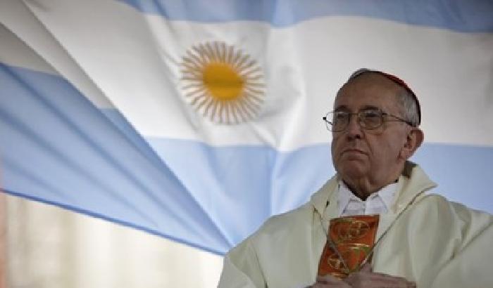 Il Papa telefona ai fedeli in Plaza de Mayo