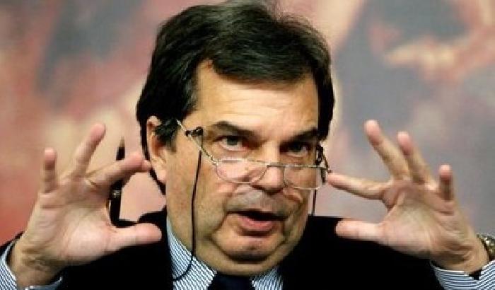 00A439-NEWS_80303 Brunetta, Grillo abroga il governo e poi lancia diktat in streaming