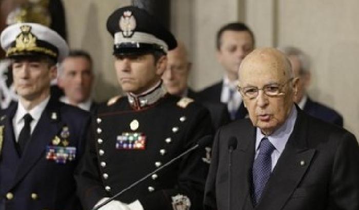 00A45B-NEWS_80372 Secondo voi a chi affiderà l'incarico Napolitano?