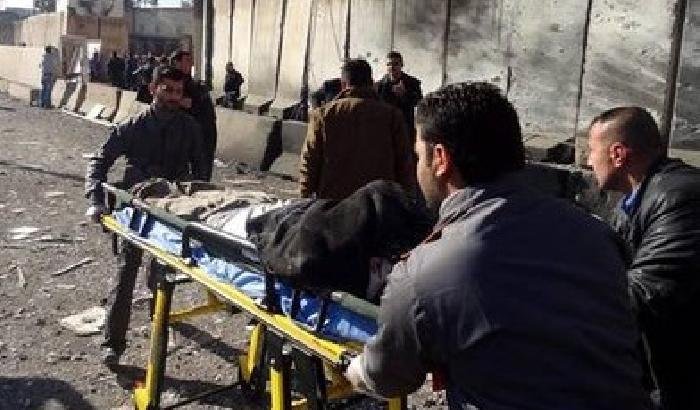 00A45E-NEWS_80379 Iraq, raffica di colpi. Quasi 100 i feriti